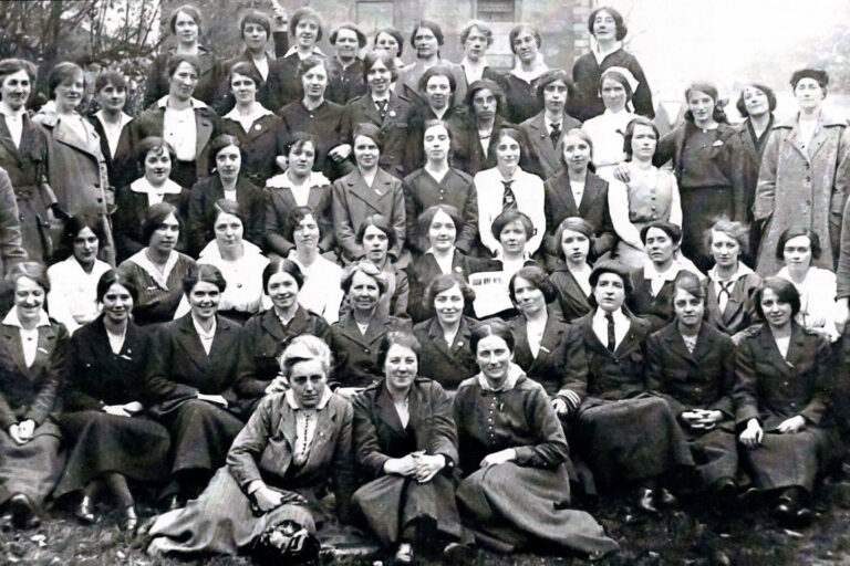 women 1916 rising